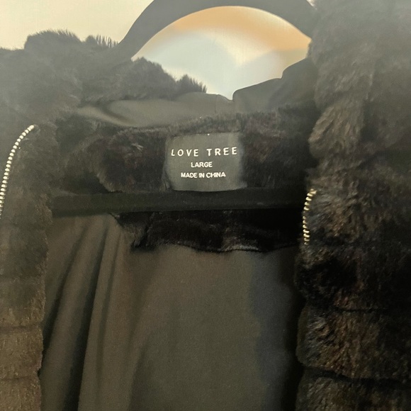 Faux fur bomber style jacket - Picture 3 of 3